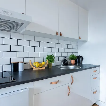 Appartement Wspolna 54a - Red - Good Warschau