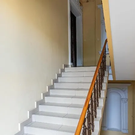 Appartement Wspolna 54a - Red - Good *